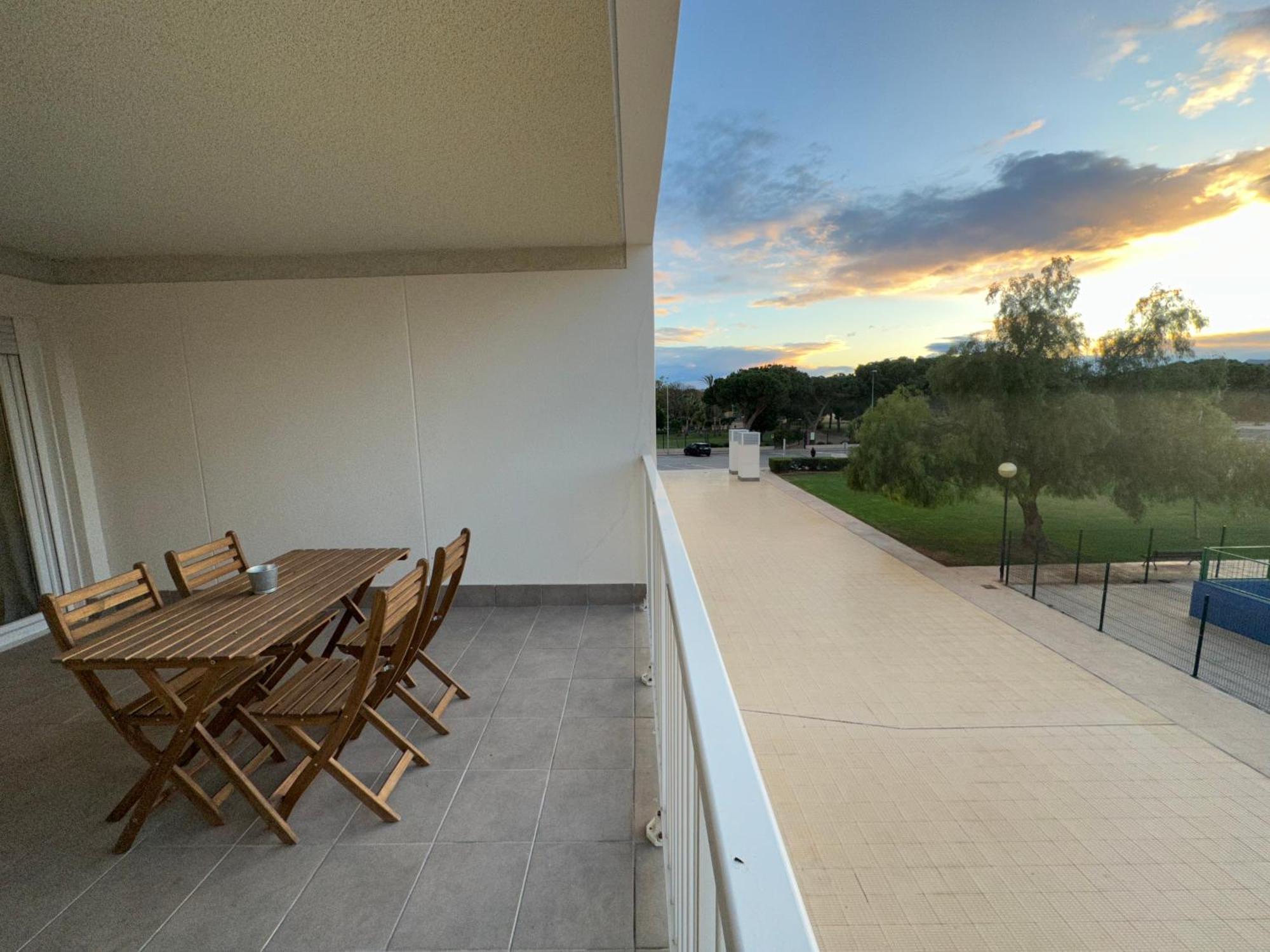 Apartamentos Canet Al Mar. Canet d’En Berenguer Kültér fotó