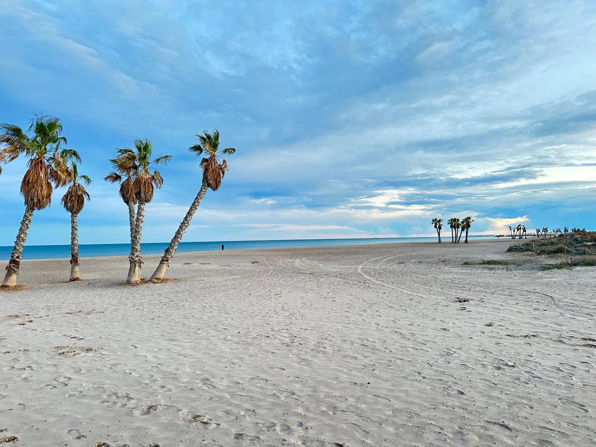 Apartamentos Canet Al Mar. Canet d’En Berenguer Kültér fotó