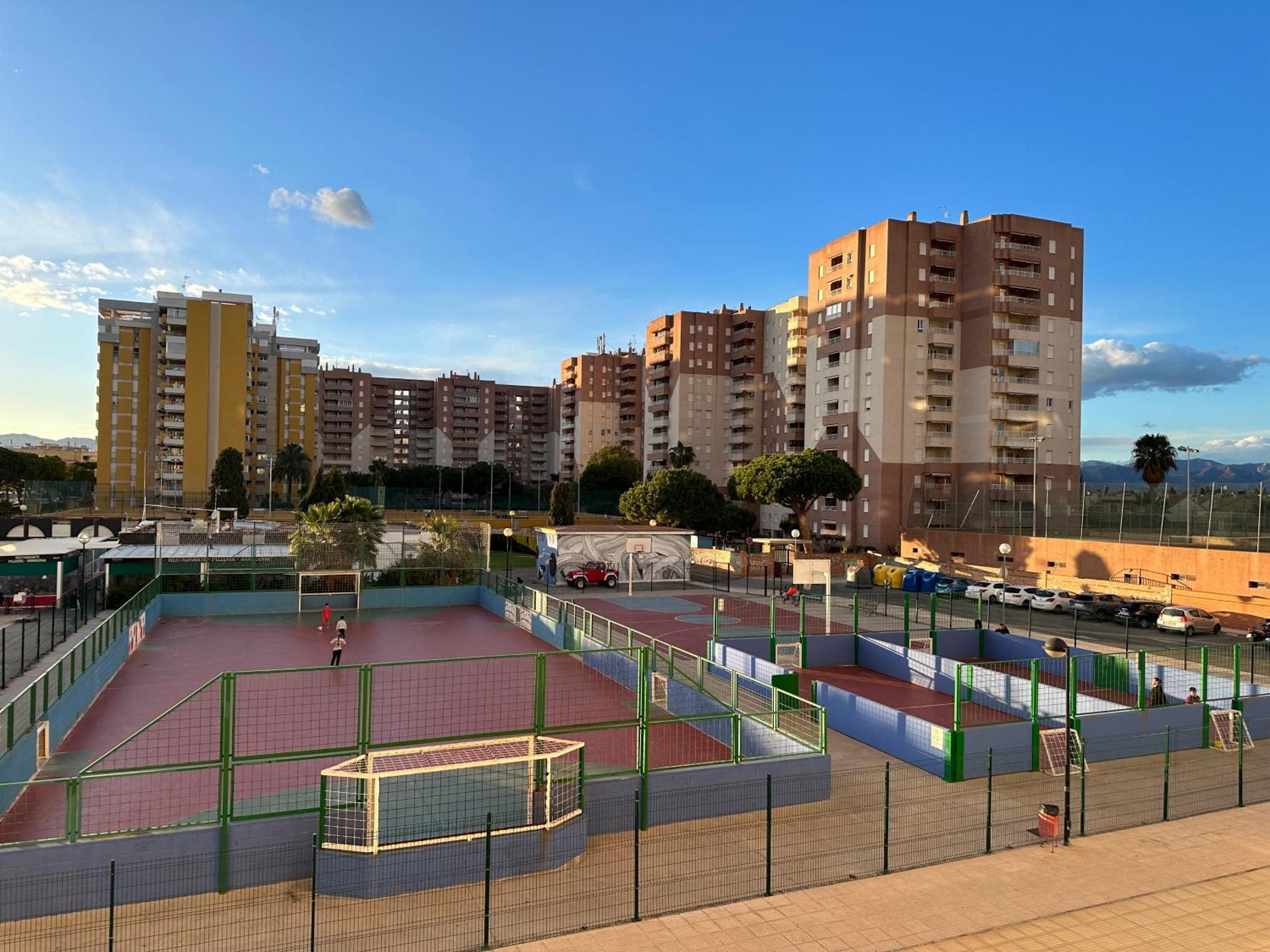 Apartamentos Canet Al Mar. Canet d’En Berenguer Kültér fotó